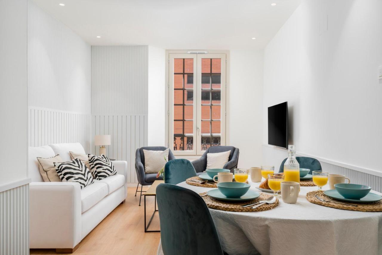 Atico Plaza Del Teatro 3 Habitaciones مالقة المظهر الخارجي الصورة